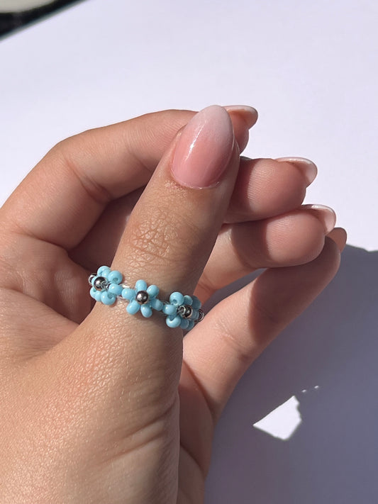 Prstýnek LIVIA stř.