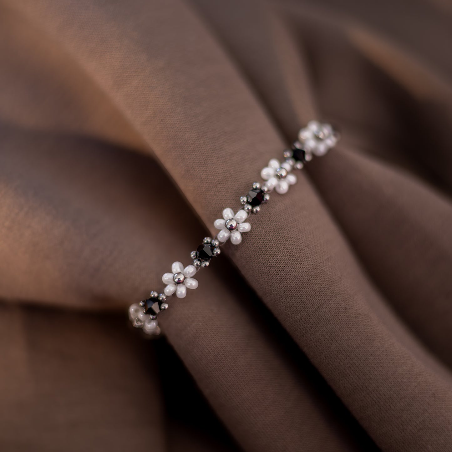 Náramek ELIZABETH stř.