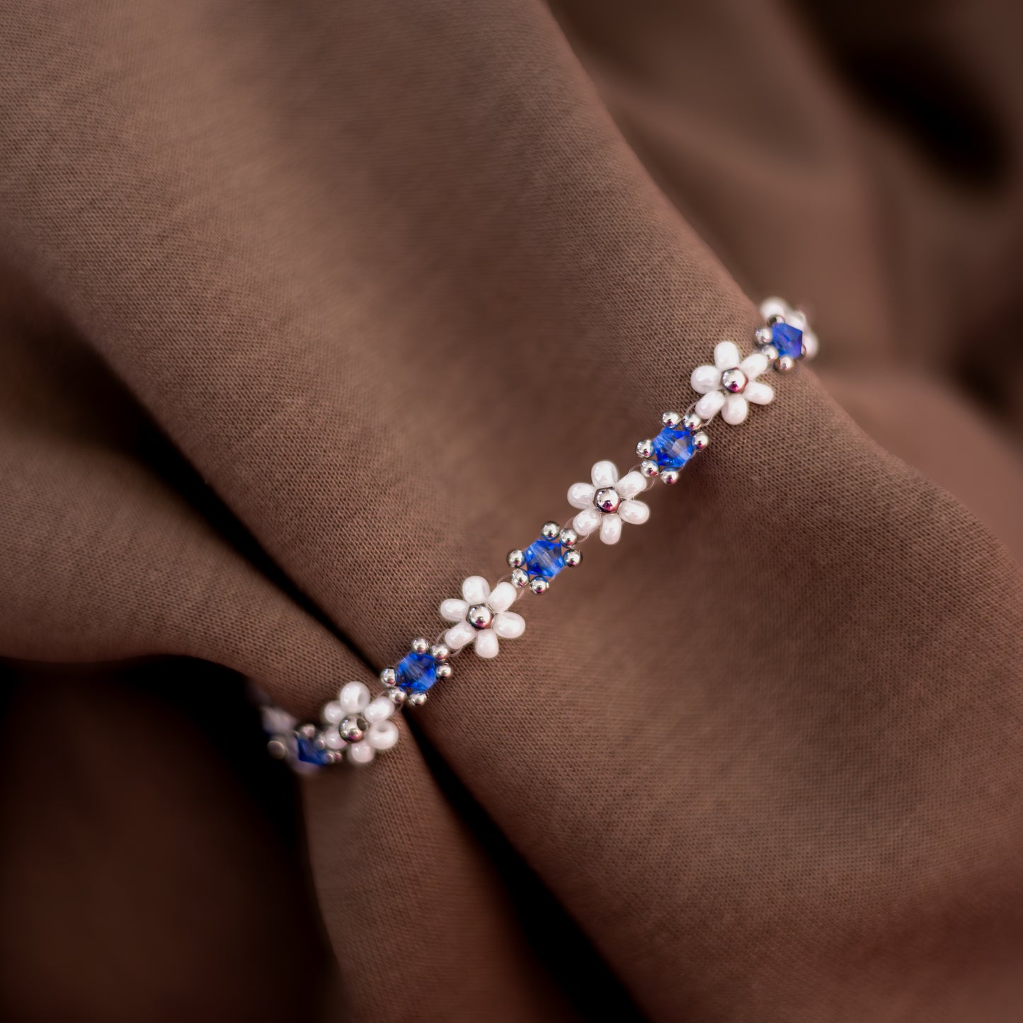 Náramek AVELINE stř.